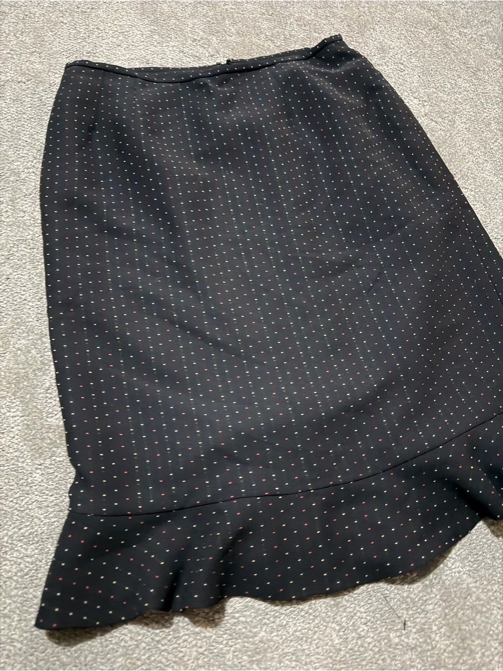 Le Suit mid length black skirt with small polkadots size 12 super cute‎ and soft